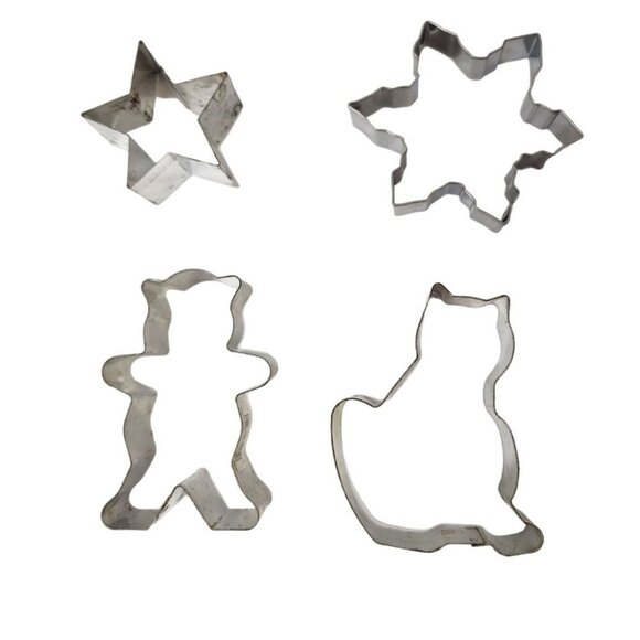 Set Of 4 Stainless Steel Cookie Cutters - Bear Cat Star Snowflake - Picture 1 of 5